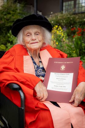 Rosemary fue finalmente agraciada con un doctorado por la Universidad de Bristol, un honor que se acompaña de un descubrimiento destacado realizado en 1948. (Foto: University of Bristol)