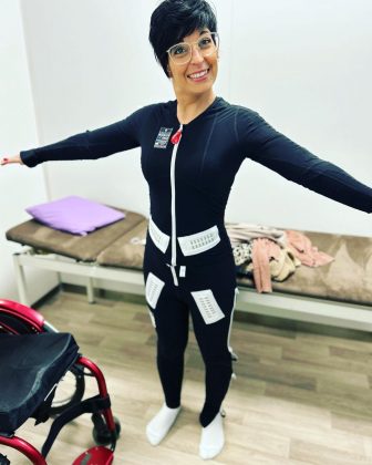 La inhibición recíproca es el proceso que se utiliza para reducir la espasticidad muscular con el traje (Foto: Instagram)