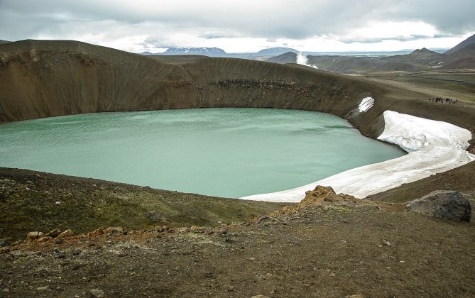 Muestras revelan silicatos y magnetita, indicios de roca fundida. (Foto: Pexels)