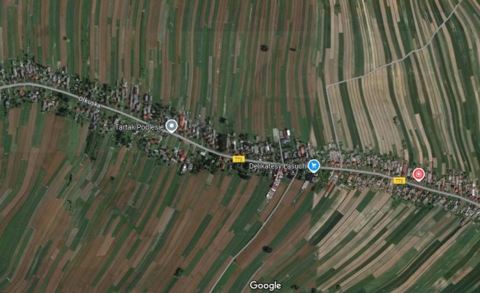 La calle se extiende por 9 km atravesando una vasta área rural (Foto: Reproducción / Google Maps)